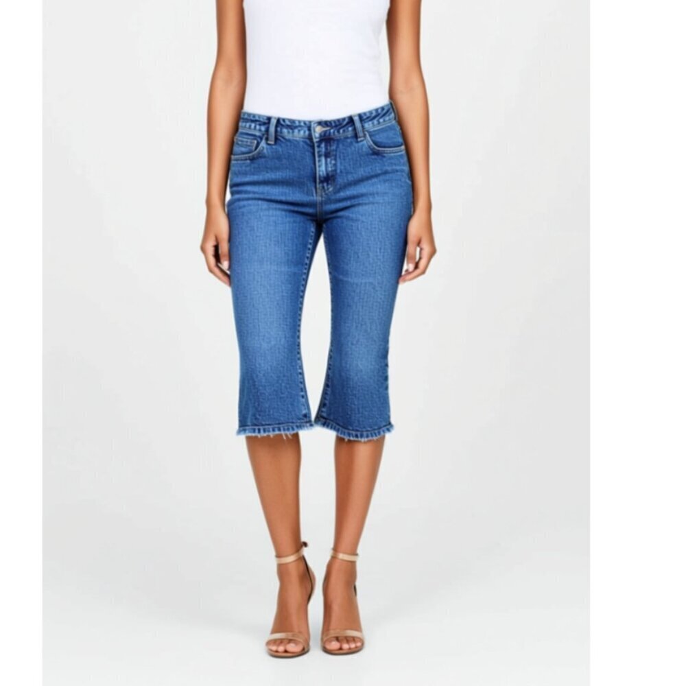 VGS denim capri jeans- size 12 jeans NWOT!